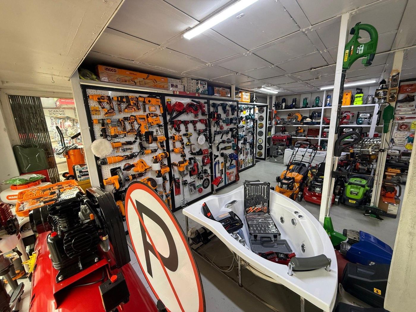 OHGS Showroom Tools Display