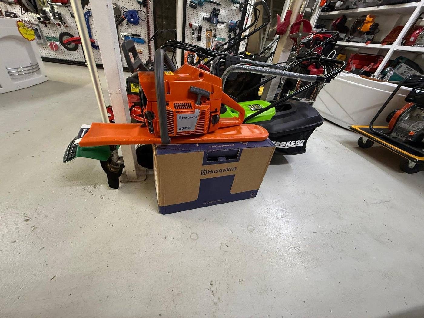 Chainsaws & Outdoor Equipment